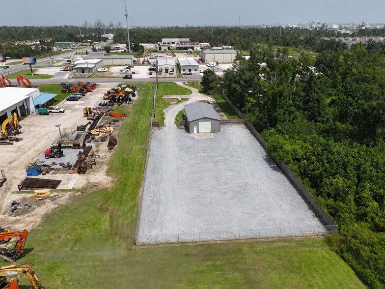 225 Prater Rd, Sulphur, LA à louer - Photo de l’immeuble – Image 2 sur 3
