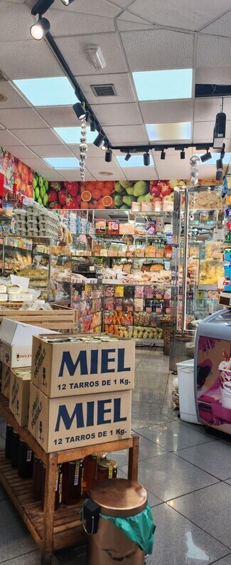 Plus de détails pour Local commercial à louer