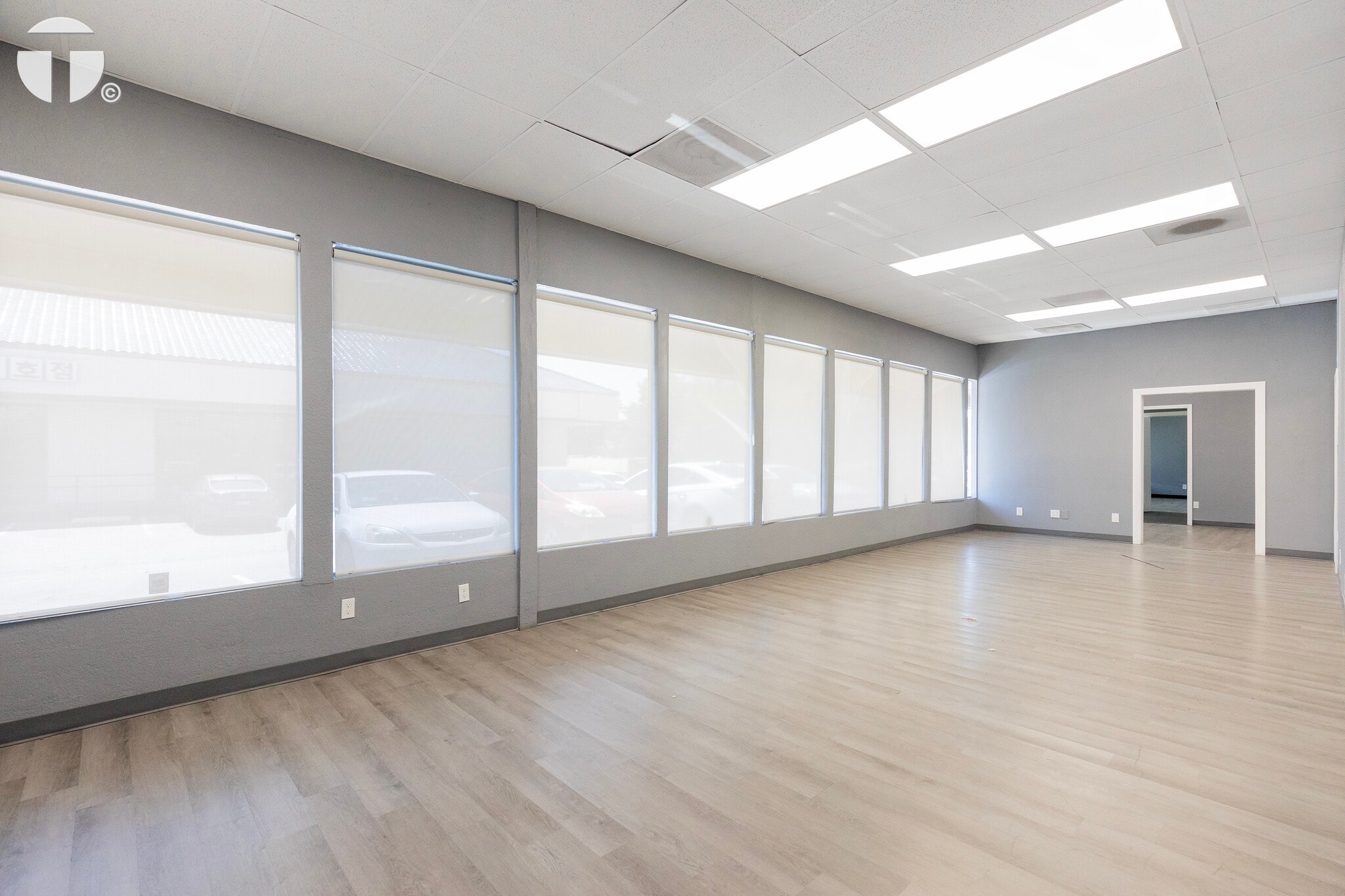 9555 Folsom Blvd, Sacramento, CA à louer Photo intérieure– Image 1 sur 6