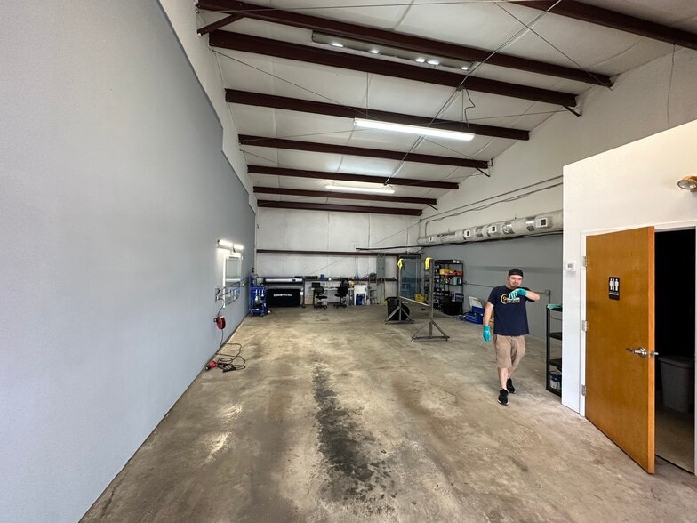 4509 Savannah Hwy, Ravenel, SC à louer - Photo intérieure – Image 3 sur 26