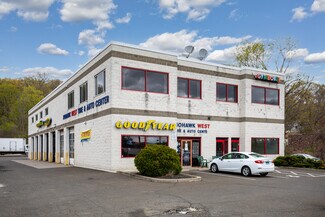 Plus de détails pour 31 Mill Plain Rd, Danbury, CT - Local commercial à vendre
