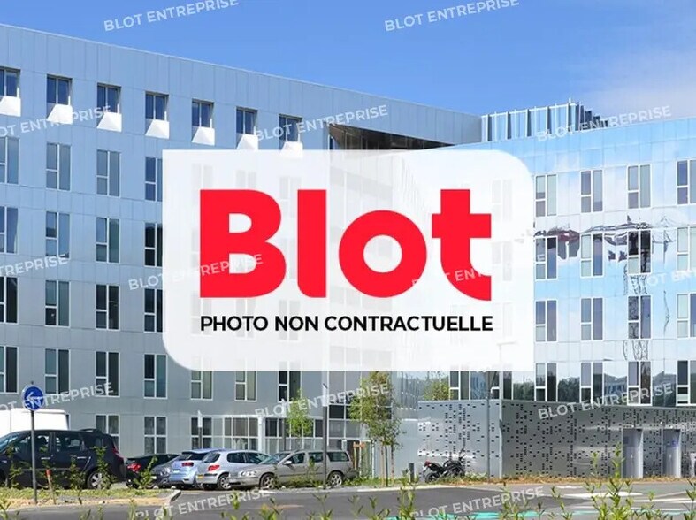 Local d'activités dans La Gouesnière à vendre - Photo de l’immeuble – Image 3 sur 10