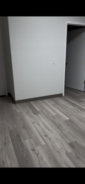 129 S Washington St, Oxford, MI à louer - Photo de l’immeuble – Image 3 sur 12
