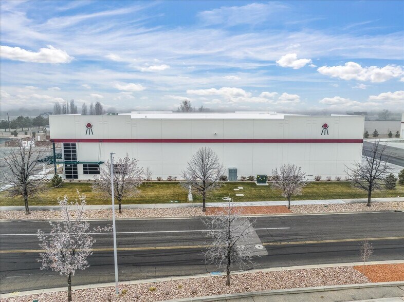 205 N 1140 W, Ogden, UT à louer - Photo de l’immeuble – Image 2 sur 10