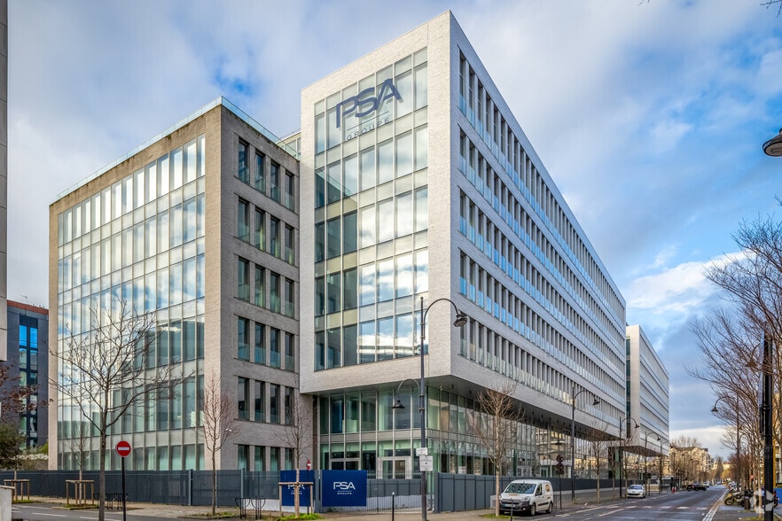 7-9 Rue Henri Sainte Claire Deville, Rueil-Malmaison à louer - Photo de l’immeuble – Image 2 sur 12