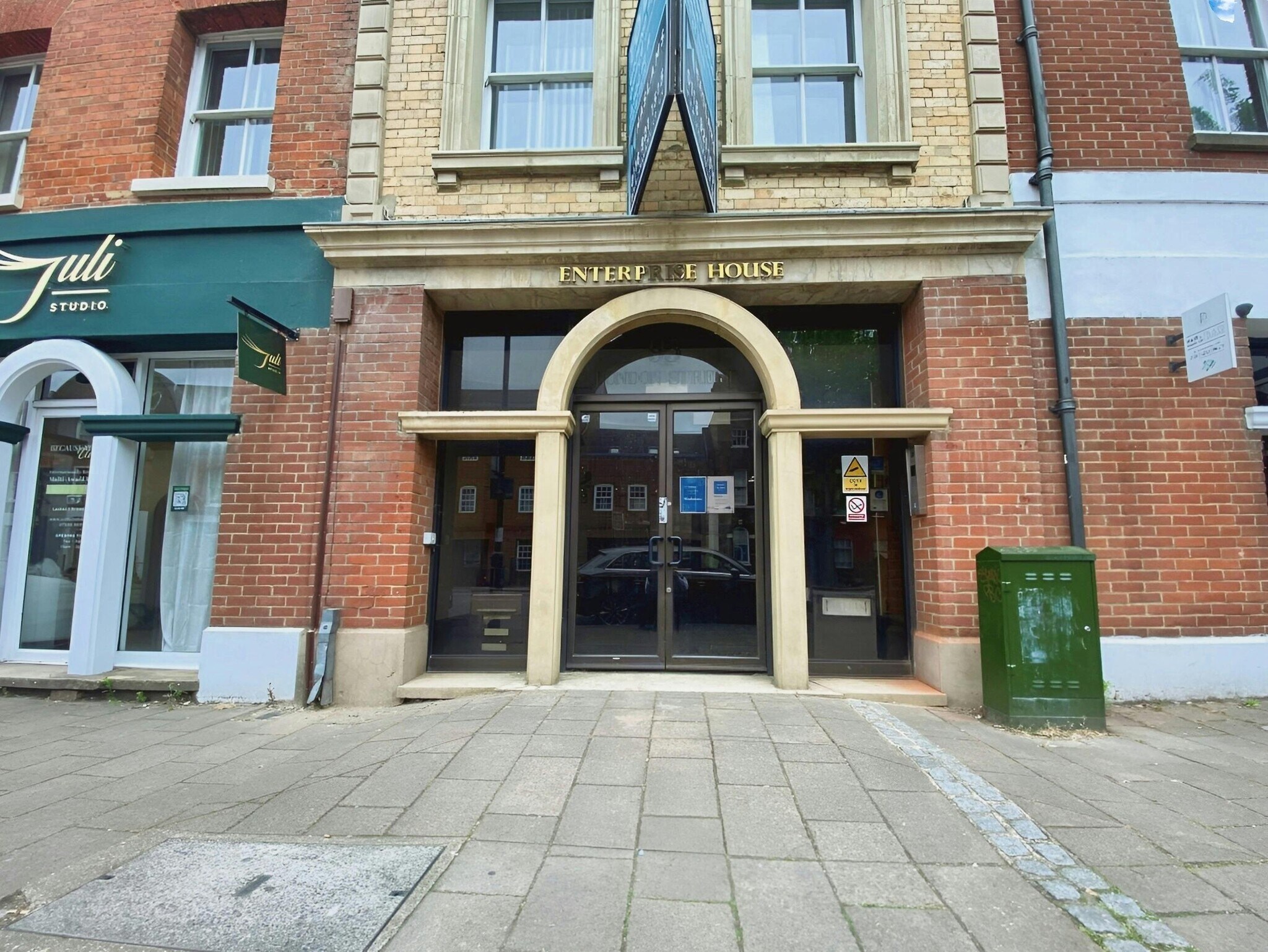 95 London St, Reading à louer Photo de l’immeuble– Image 1 sur 6