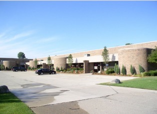 7314-7515 19 Mile Rd, Sterling Heights, MI à louer - Photo de l’immeuble – Image 1 sur 6