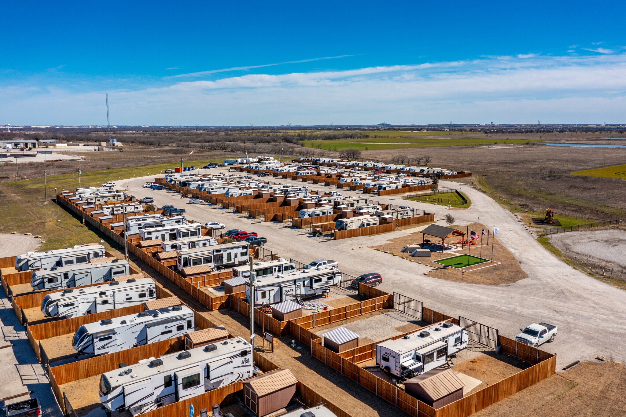 4706 George Owens Rd, Ponder, TX à vendre Photo principale– Image 1 sur 27