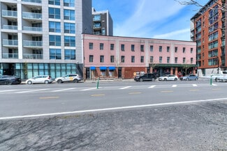 Plus de détails pour 681-697 Rue De La Commune O, Montréal, QC - Local commercial à louer