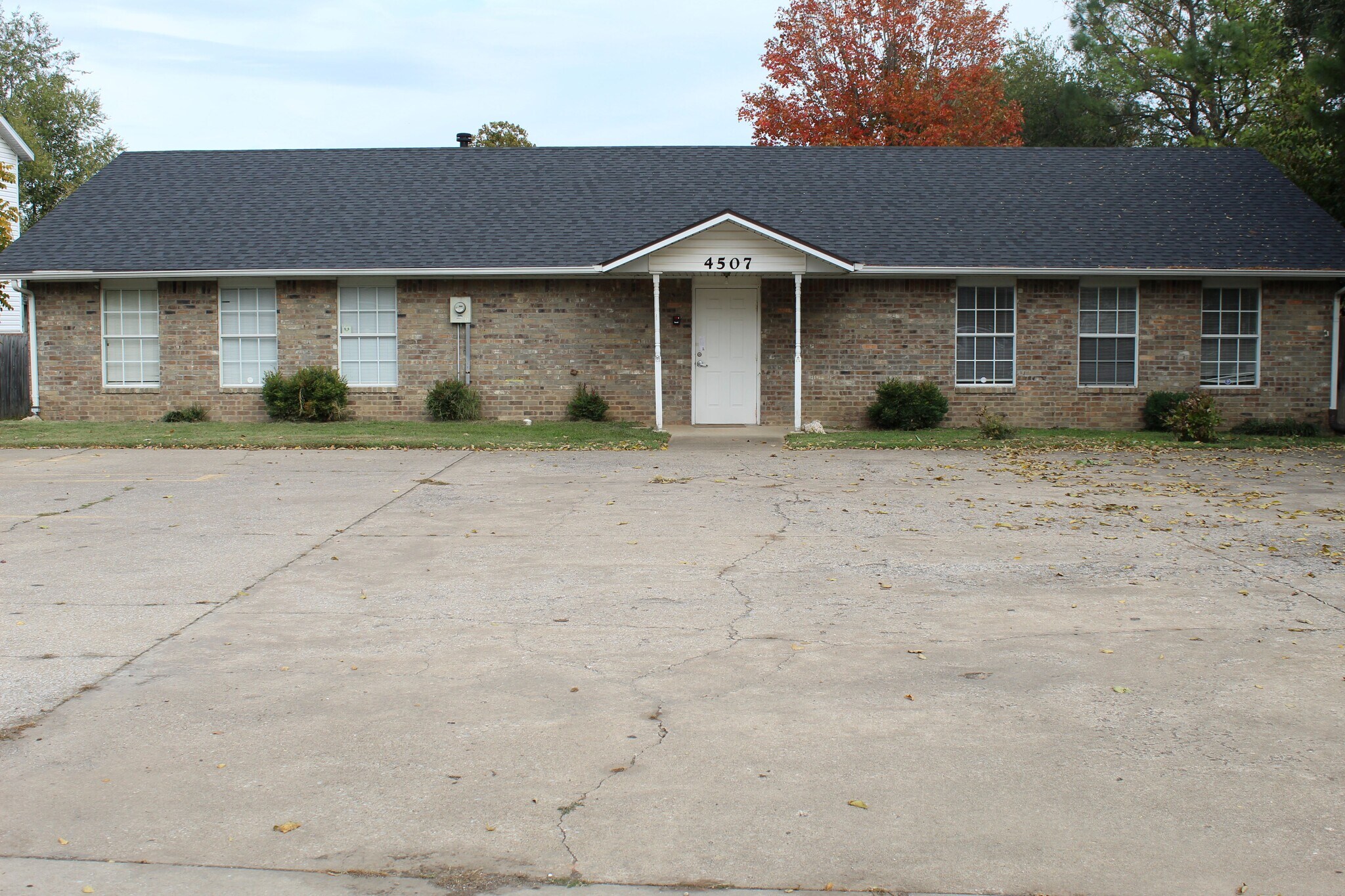 4507 S Johnson Rd, Springdale, AR à vendre Photo de l’immeuble– Image 1 sur 9