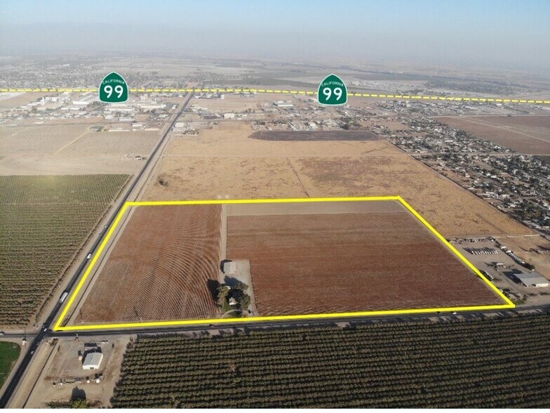 2918 S Pratt St, Tulare, CA à vendre - Aérien – Image 2 sur 7