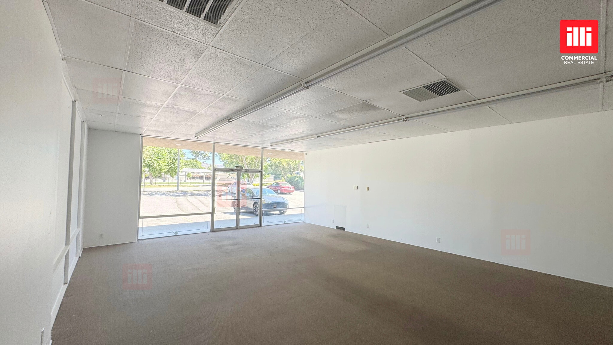 4304-4324 Cochran St, Simi Valley, CA à louer Photo intérieure– Image 1 sur 2