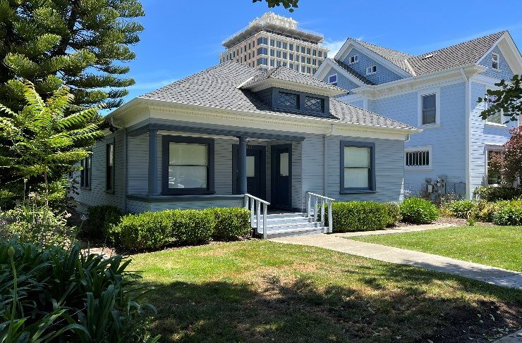 411 Kipling St, Palo Alto, CA à louer - Photo de l’immeuble – Image 2 sur 4
