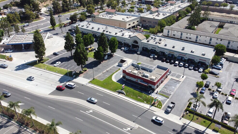 1205-1243 N Grand Ave, Walnut, CA à louer - Photo de l’immeuble – Image 2 sur 2