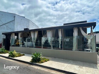 Plus de détails pour 440 Heliotrope Ave, Corona Del Mar, CA - Local commercial à vendre