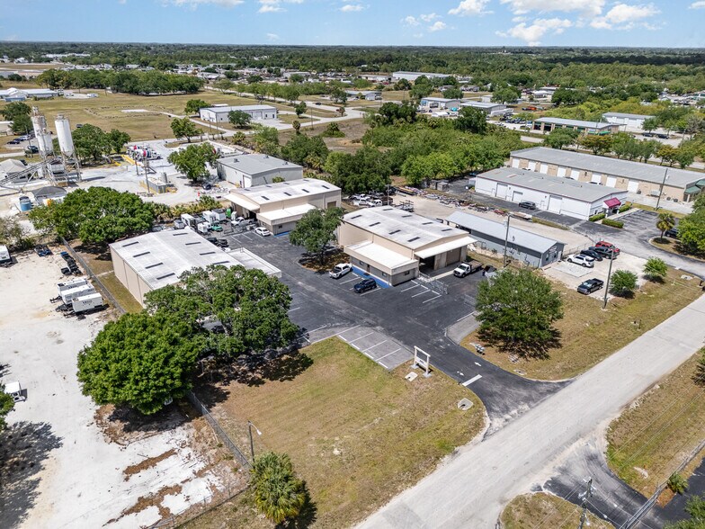 1080 Commerce Dr, LaBelle, FL à vendre - Photo principale – Image 1 sur 13