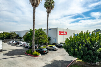 Plus de détails pour 2575 El Presidio St, Carson, CA - Industriel/Logistique à vendre