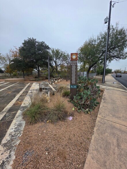 1119 Southcross Blvd, San Antonio, TX à louer - Autre – Image 3 sur 10