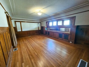 825 College Ave, Santa Rosa, CA à vendre Photo intérieure– Image 1 sur 5