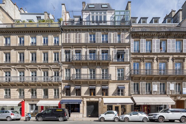 Plus de détails pour 136 Rue Du Faubourg Saint-Honoré, Paris - Bureau à louer