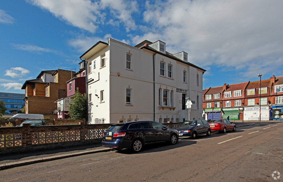 53 Lampton Rd, Hounslow à louer - Photo de l’immeuble – Image 2 sur 4