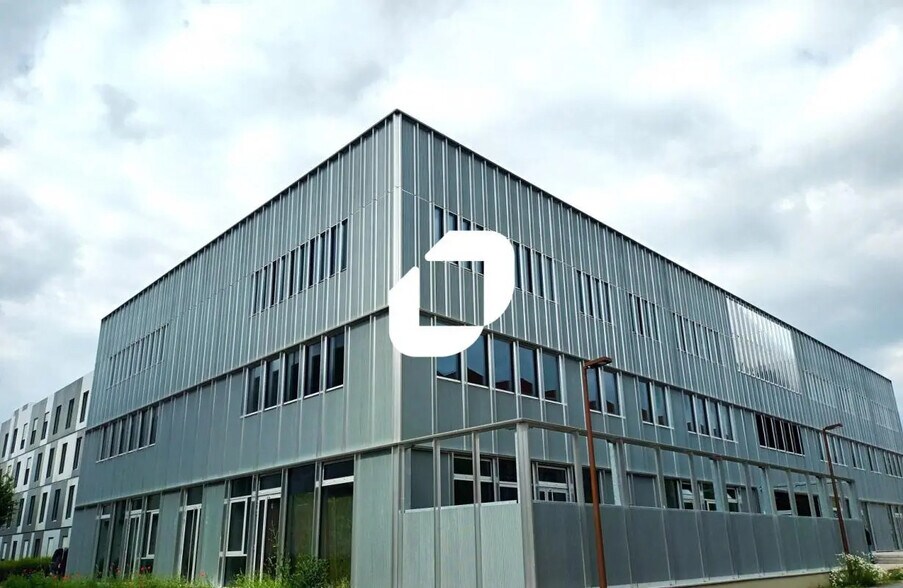 75A Boulevard D'Armentieres, Roubaix à louer - Photo de l’immeuble – Image 1 sur 7