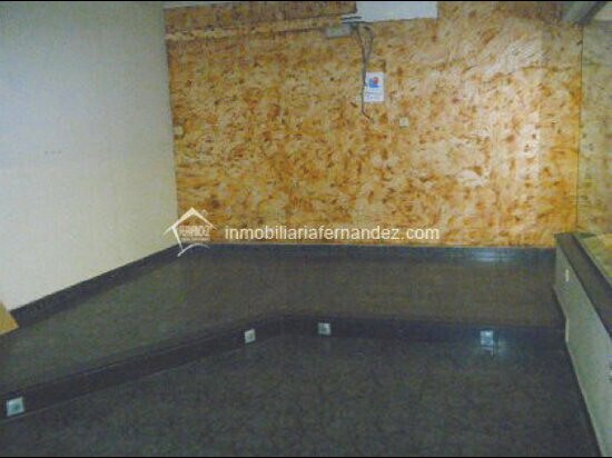 Local commercial dans Cáceres à louer Photo de l’immeuble– Image 1 sur 6