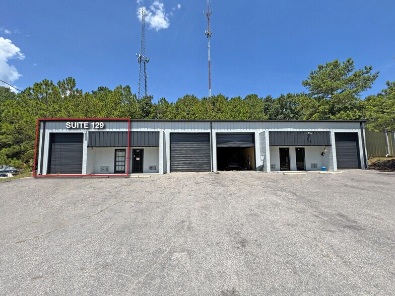 129-131 Calvin Dr, Columbia, SC à louer - Photo principale – Image 1 sur 4