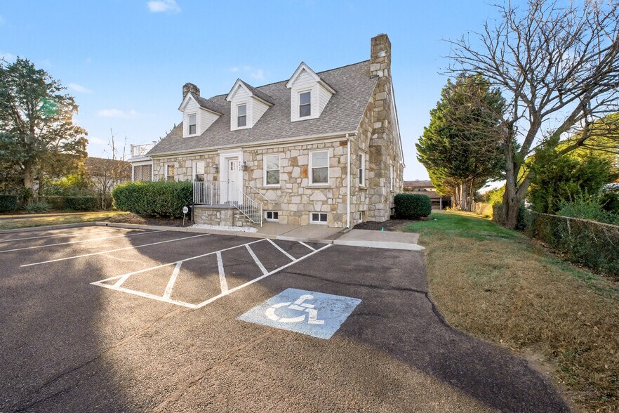 4412 Lafayette Blvd, Fredericksburg, VA à louer - Photo de l’immeuble – Image 3 sur 29