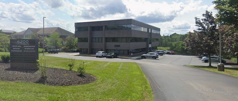 6200 Brooktree Rd, Wexford, PA à louer - Photo de l’immeuble – Image 2 sur 12