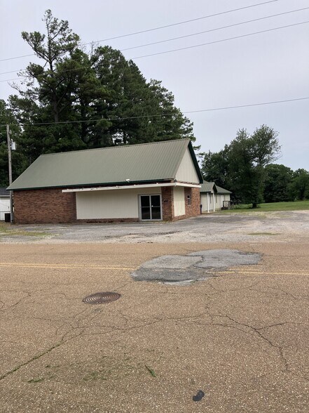 1800 Lindauer Rd, Forrest City, AR à vendre - Photo principale – Image 1 sur 2