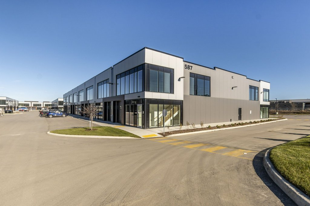 585 Hanlon Creek Blvd, Guelph, ON à louer Photo principale– Image 1 sur 25