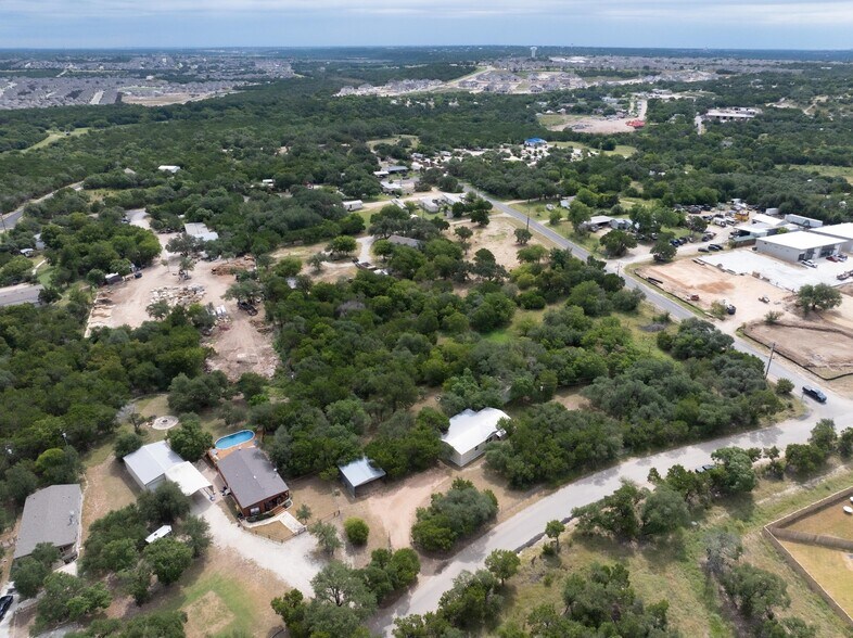 745 County Road 270, Leander, TX à vendre - Photo de l’immeuble – Image 3 sur 40
