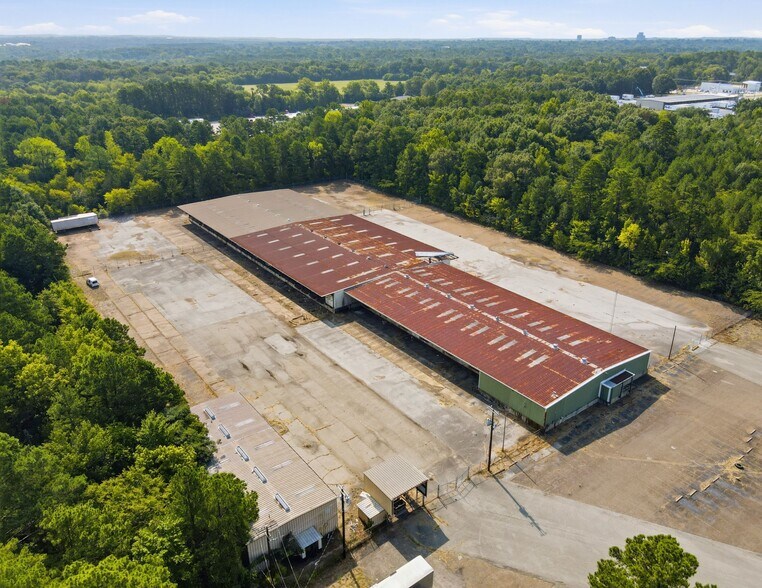 3611 Mineola Hwy, Tyler, TX à vendre - Photo de l’immeuble – Image 1 sur 8