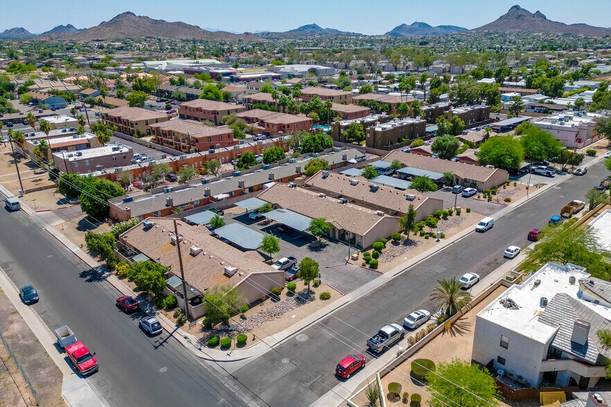 3027-3045 E Grandview Rd, Phoenix, AZ à vendre - Photo de l’immeuble – Image 2 sur 22