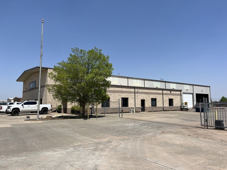 9530 Pole Rd, Oklahoma City, OK à vendre - Photo de l’immeuble – Image 2 sur 14