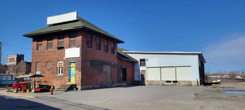 1 Water Street, Utica, NY à louer - Photo de l’immeuble – Image 1 sur 2