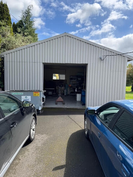 3307 NE 109th Ave, Vancouver, WA à vendre - Photo principale – Image 2 sur 9
