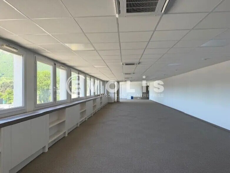 4 Rue De L'Industrie, Varces-Allières-et-Risset à vendre - Photo intérieure – Image 3 sur 8