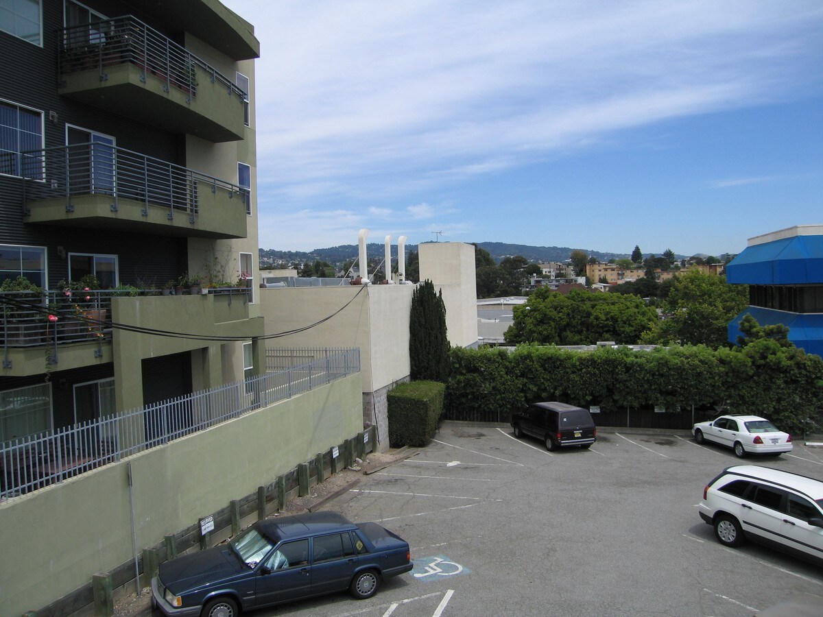 View Photo