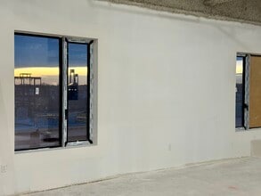 6520 New Utrecht Ave, Brooklyn, NY à louer Photo de l’immeuble– Image 2 sur 6