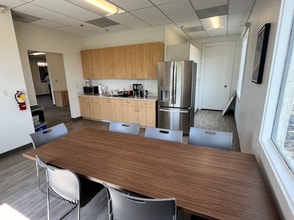 111 W Evelyn Ave, Sunnyvale, CA à louer Photo intérieure– Image 1 sur 6
