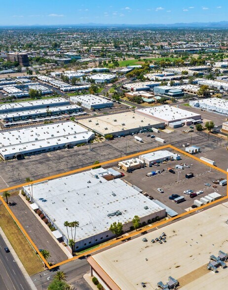 2222 W Peoria Ave, Phoenix, AZ à vendre - Photo de l’immeuble – Image 3 sur 13