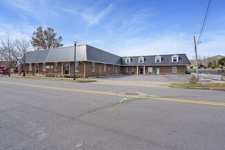 Plus de détails pour 607 Locust St, Springfield, TN - Bureau à vendre