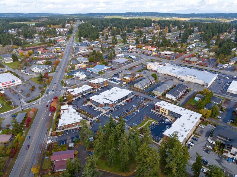 32650 State Route 20, Oak Harbor, WA à louer - Photo de l’immeuble – Image 3 sur 12