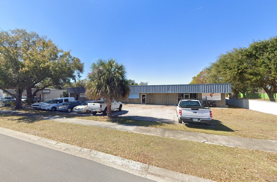 5500 Commerce Dr, Orlando, FL à louer - Photo de l’immeuble – Image 3 sur 9