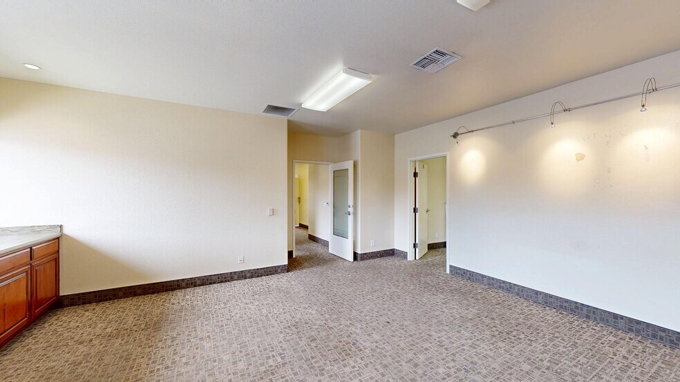 945-947 Blanco Rd, Salinas, CA à louer - Numérisation 3D Matterport – Image 2 sur 23
