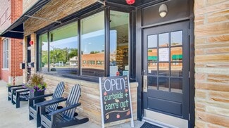 Plus de détails pour 2 S Main St, Elburn, IL - Local commercial à vendre