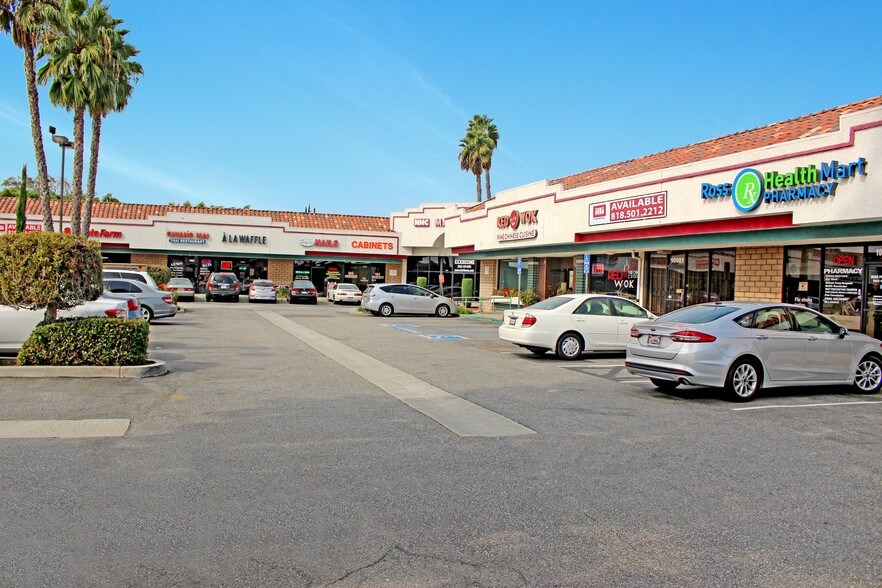 10877-10911 Los Alamitos Blvd, Los Alamitos, CA à louer - Photo principale – Image 1 sur 14