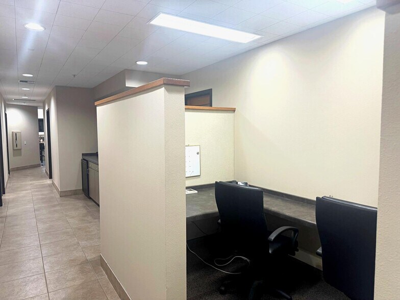 2033 N Fine Ave, Fresno, CA à louer - Photo de l’immeuble – Image 3 sur 15